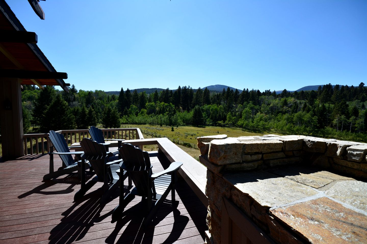 Elegant Mountain Retreat with Private Fishing Access near Madison River, Montana
