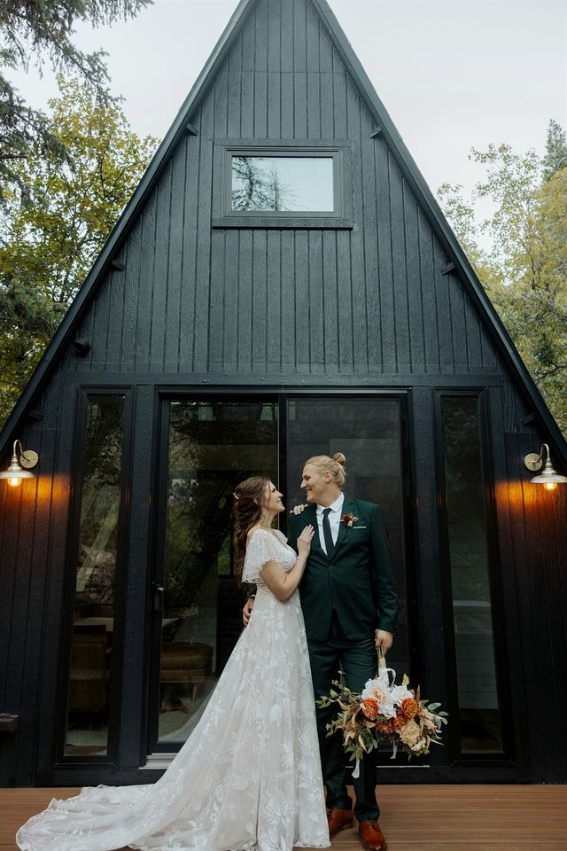 Lovely Secluded A-frame with Hot-tub in Sundance, Utah