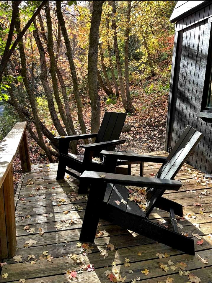 Lovely Secluded A-frame with Hot-tub in Sundance, Utah