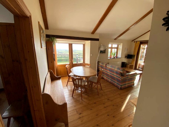 Cottages (United Kingdom, Camelford, England)