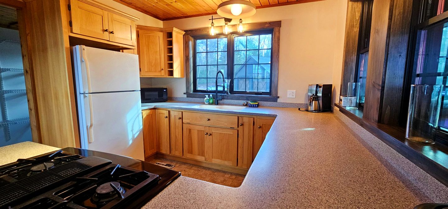 Cozy Lakeside Getaway with Panoramic Water & Mountain Views in Greenville, Maine