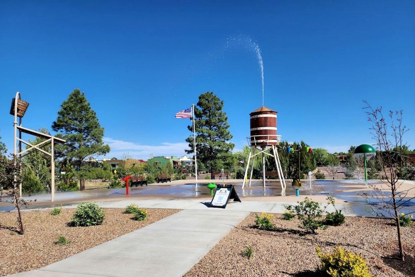 The Sunflower Cabin, Pet Friendly Near Heber-Overgaard, Arizona