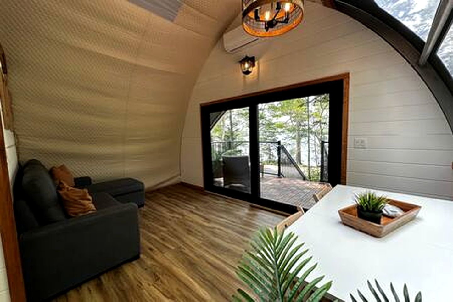 Incredible Cabin with Fire Pit and Barbecue in Kentville, Nova Scotia