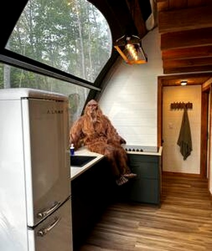 Cabins (Canada, Kentville, Nova Scotia)