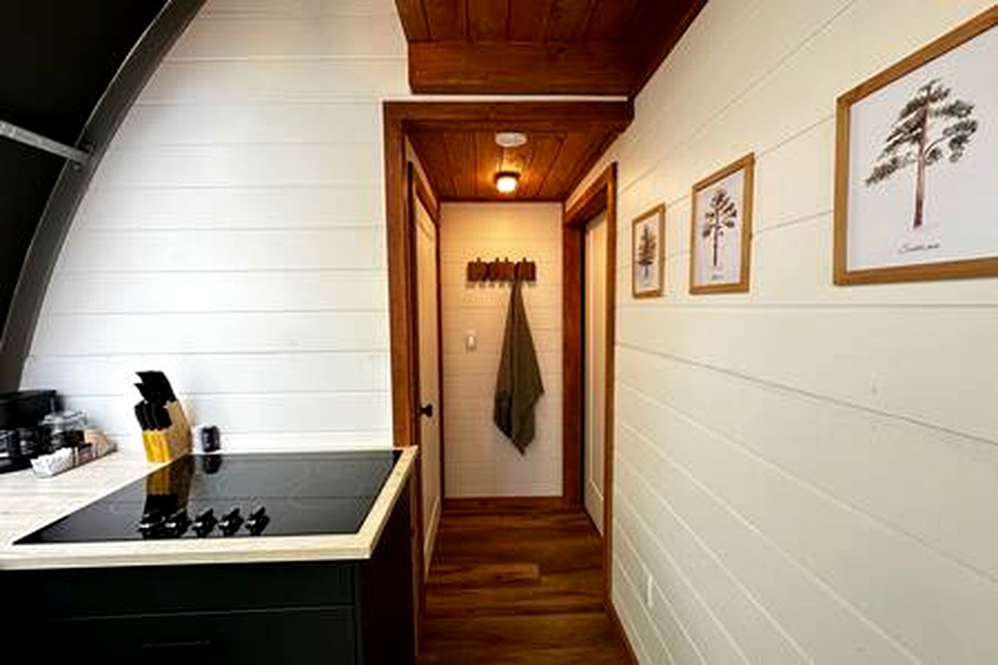 Incredible Cabin with Fire Pit and Barbecue in Kentville, Nova Scotia