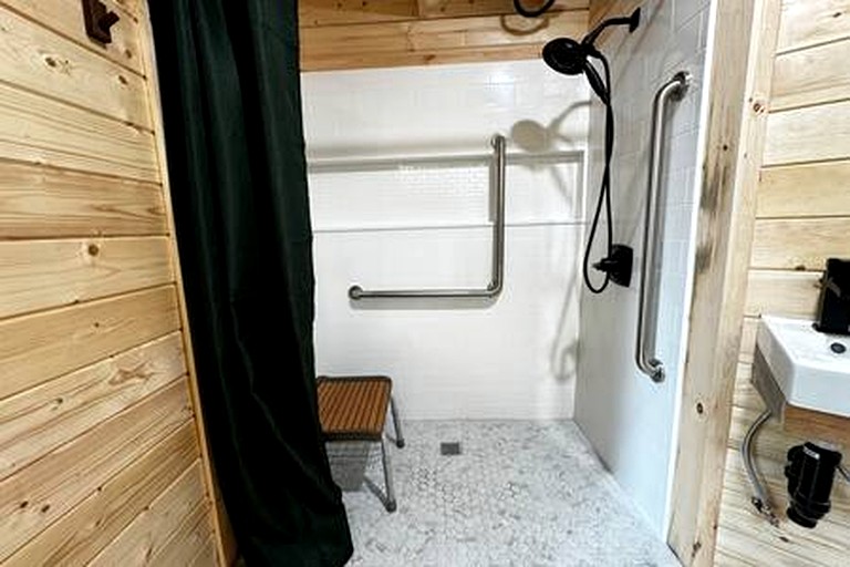 Vacation Rentals (Canada, Sunken Lake, Nova Scotia)