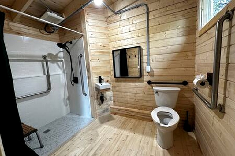 Vacation Rentals (Canada, Sunken Lake, Nova Scotia)