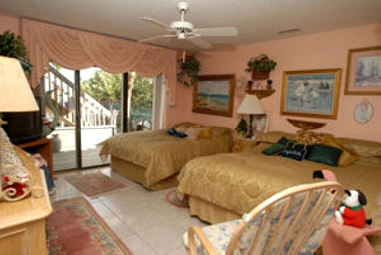 Beach Houses (Cape Canaveral, Florida, United States)
