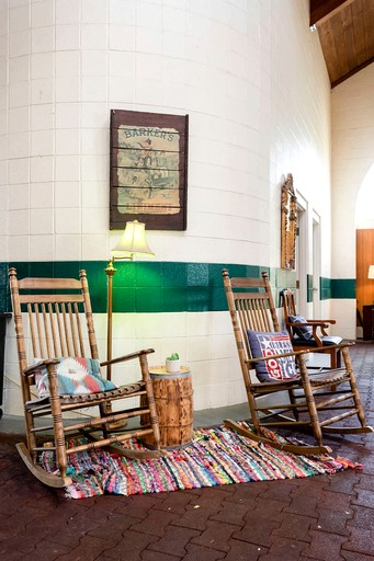 Barns (United States of America, Lebanon, Tennessee)