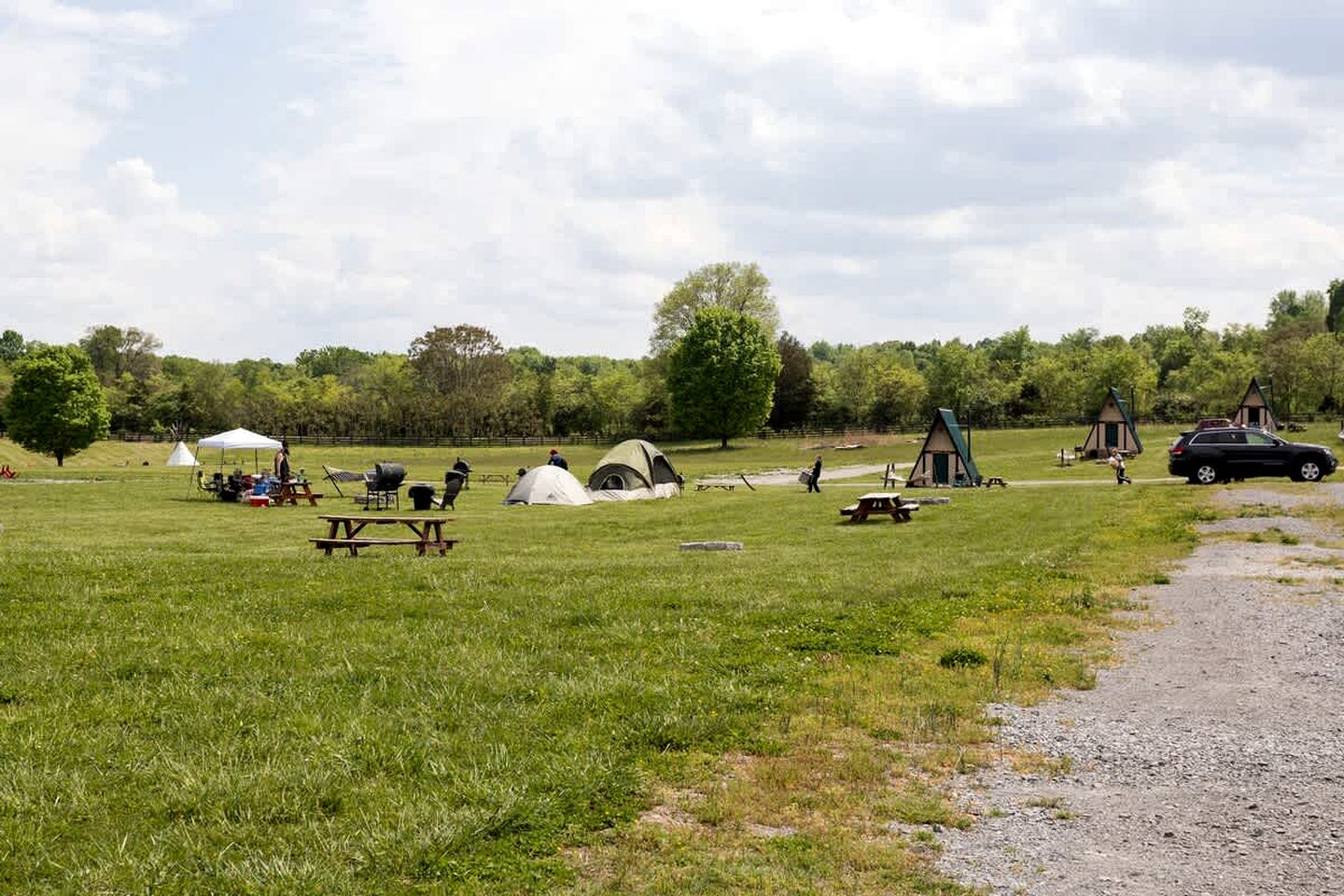 Charming Boutique Farm Stay Near Nashville – Cozy Horse Stall Suite