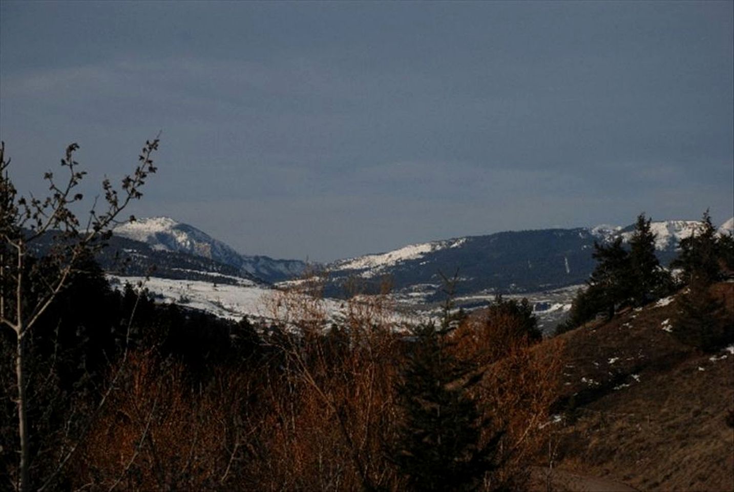 Incredible Log Cabin with Spectacular Views of Yellowstone in Montana