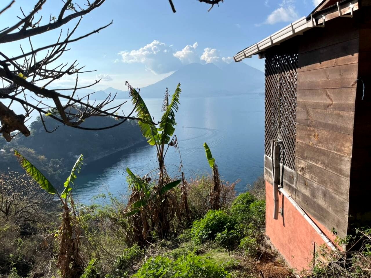 Romantic Private Cabin with Panoramic Lake & Volcano Sunrise Views Near San Marcos La Laguna, Guatemala
