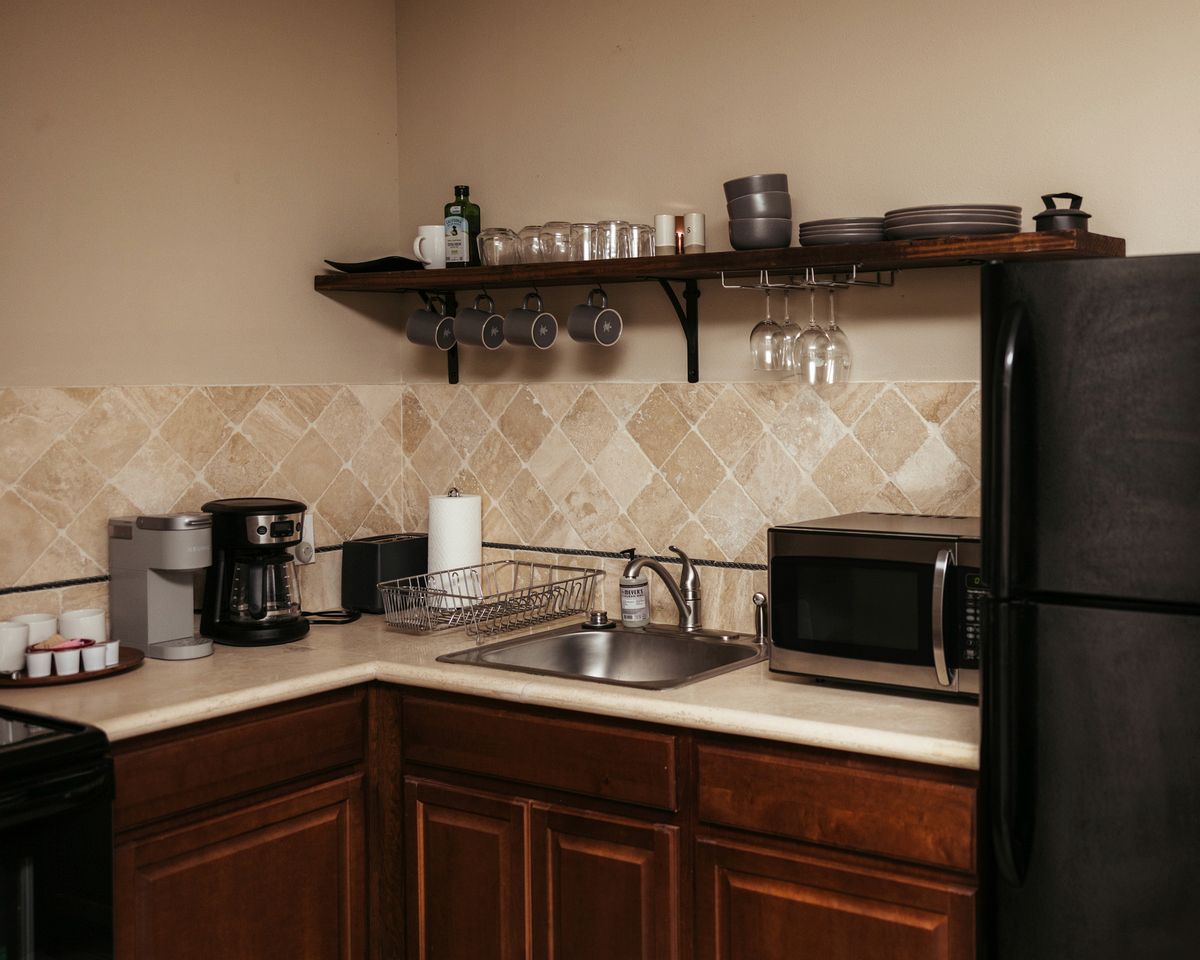 Spectacular Cottage with Swimming Pool in Fredericksburg, Texas