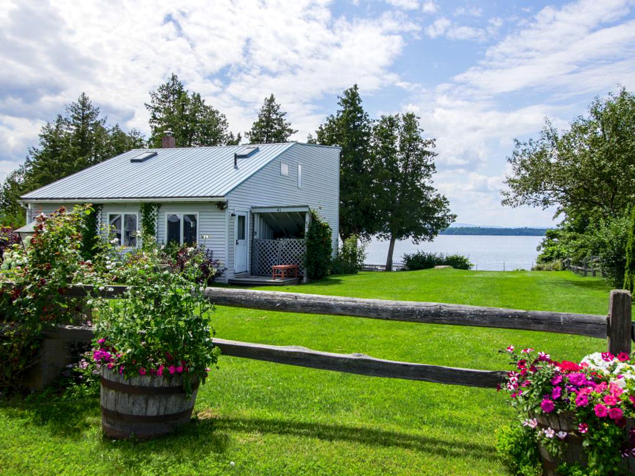 Lakefront Rental in South Hero, Vermont Glamping Hub