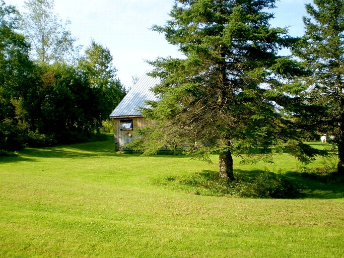 Cabins (Craftsbury Common, Vermont, United States)