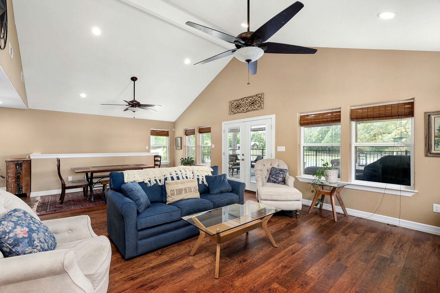 Incredible Lakefront Vacation Rental with Spectacular Sunset Views for an Unforgettable Family Vacation in Livingston, Texas