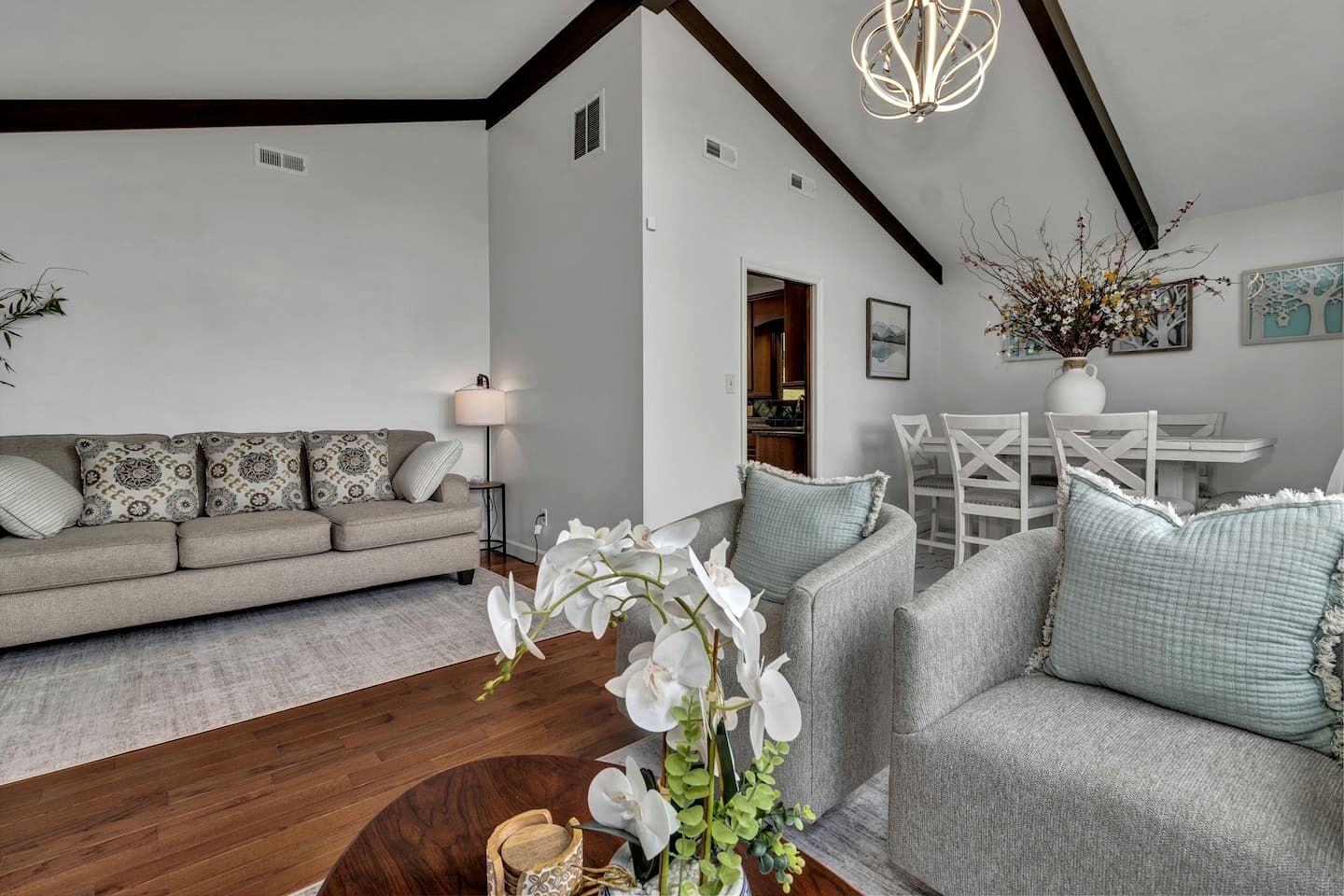 Charming Mountain Home with Panoramic Views near Black Mountain, Marion, NC