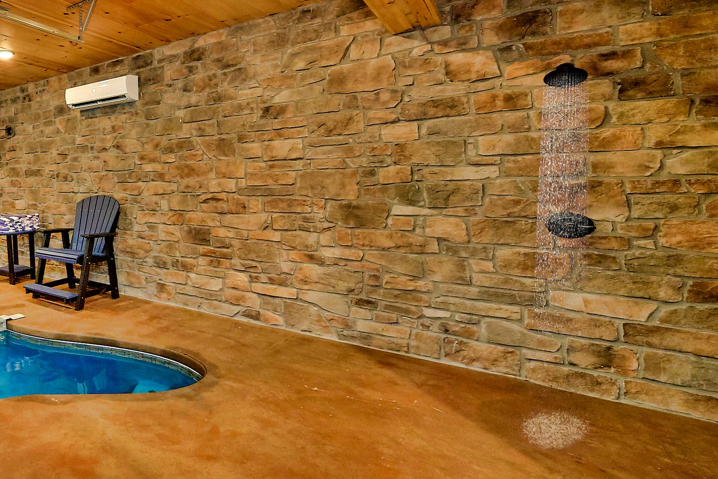 Stunning Glamping Lodge for Relaxation and Recreation in Gatlinburg