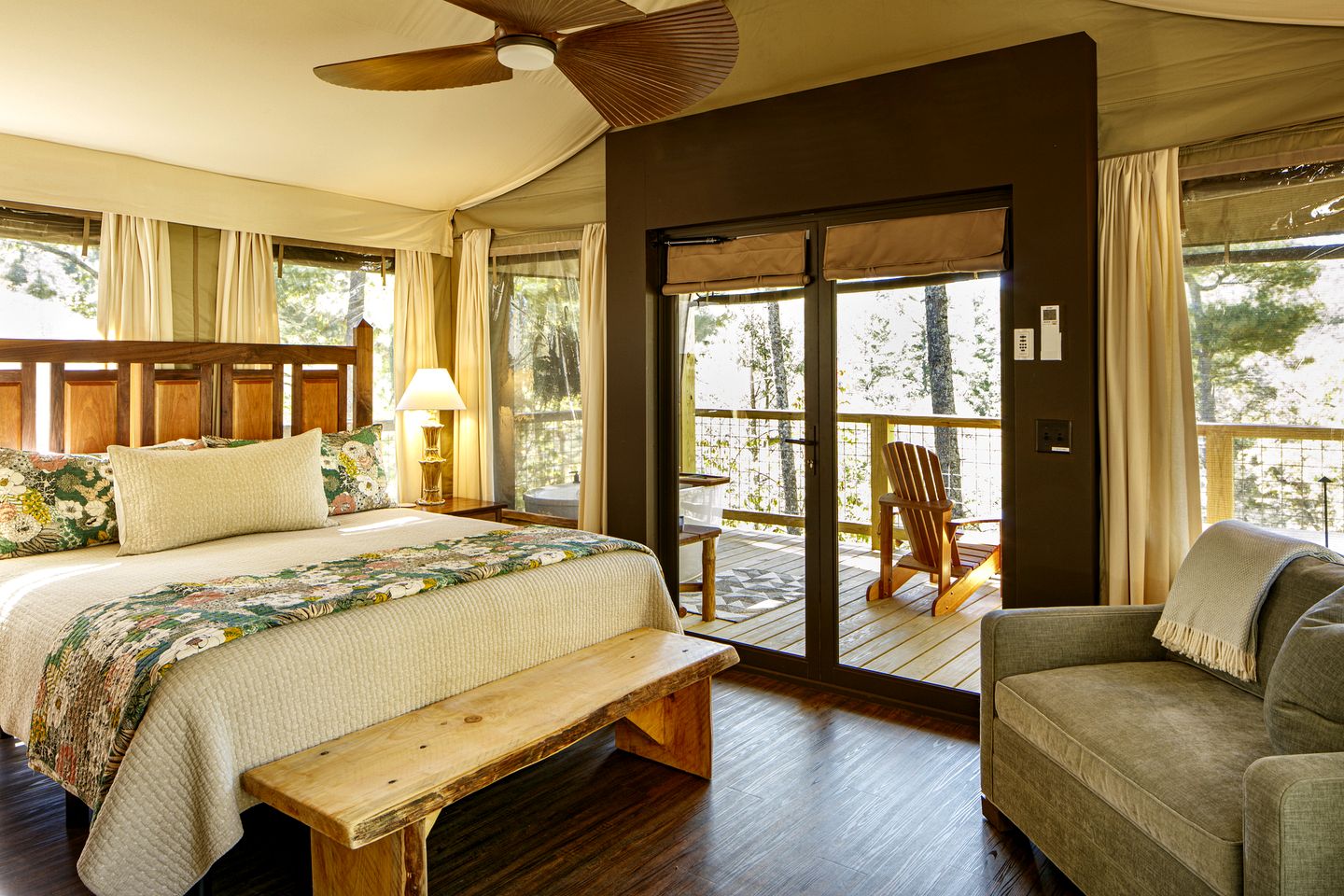 Luxury Family Tree Tent with Private Deck, Soaking Tub & Pizza Oven Near Waterfalls, Zirconia, North Carolina