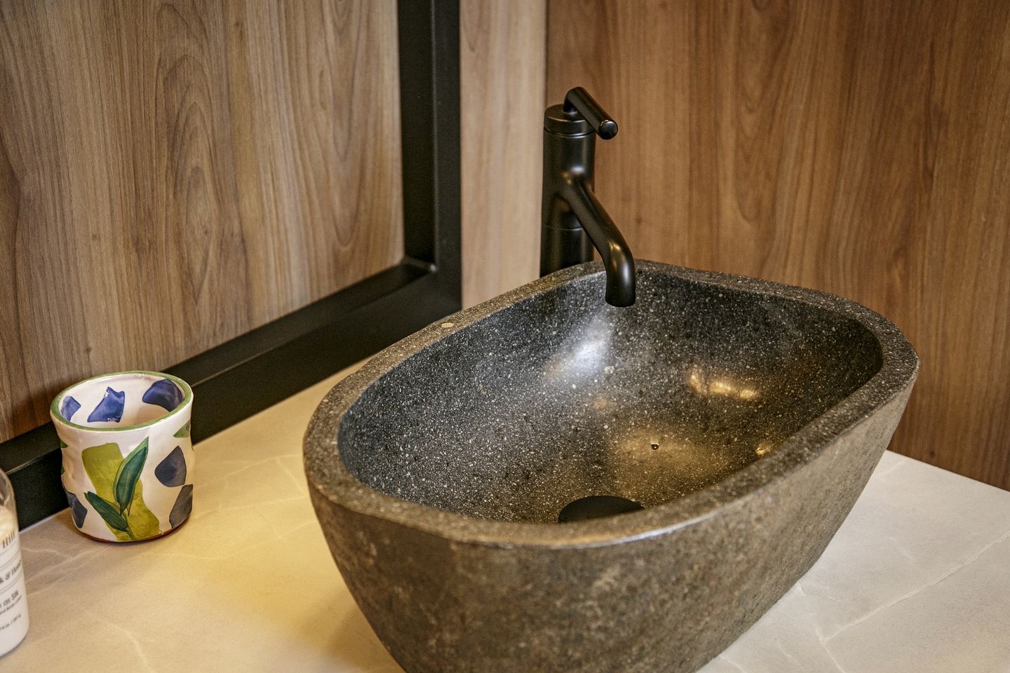 Luxury Family Tree Tent with Private Deck, Soaking Tub & Pizza Oven Near Waterfalls, Zirconia, North Carolina