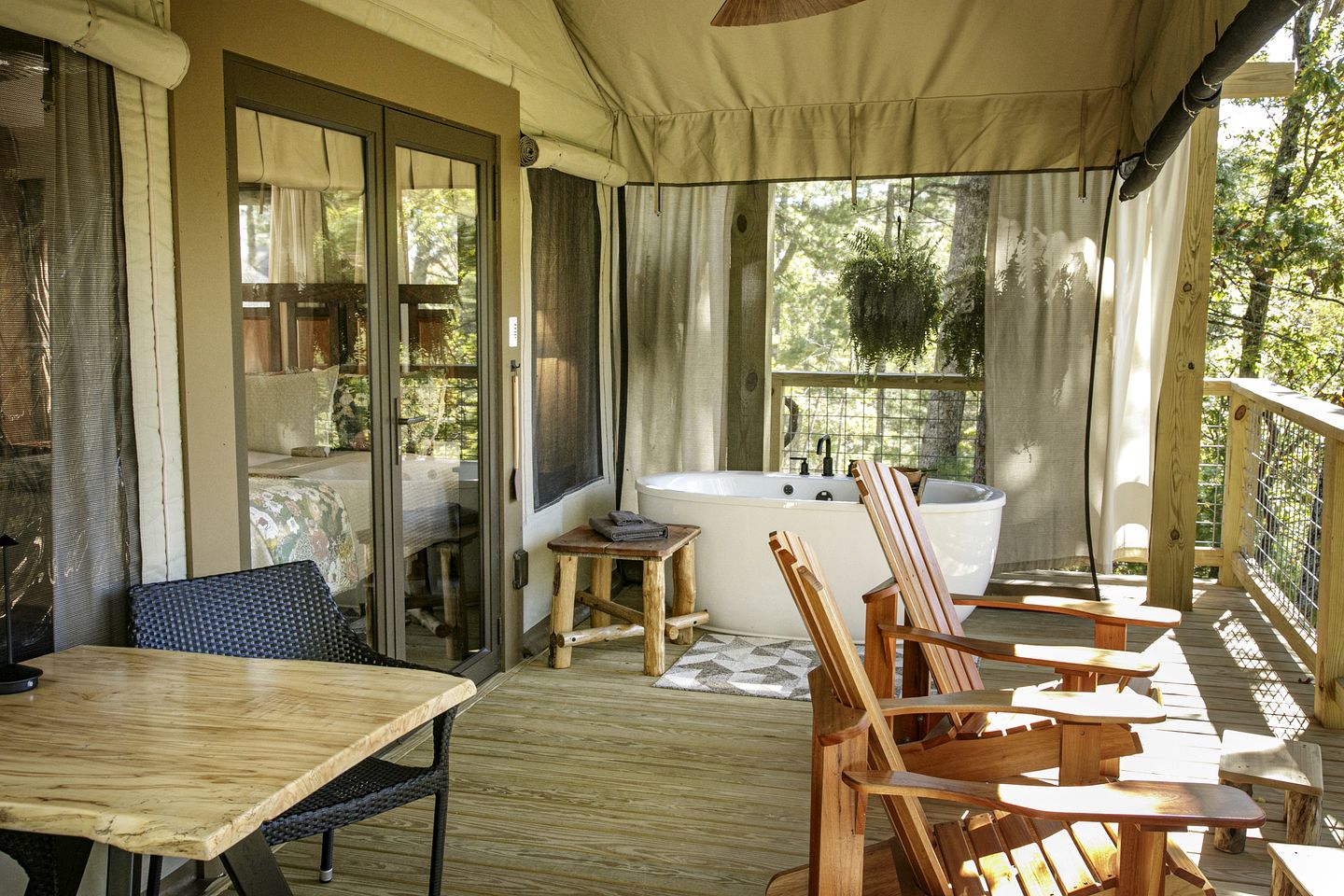 Luxury Family Tree Tent with Private Deck, Soaking Tub & Pizza Oven Near Waterfalls, Zirconia, North Carolina
