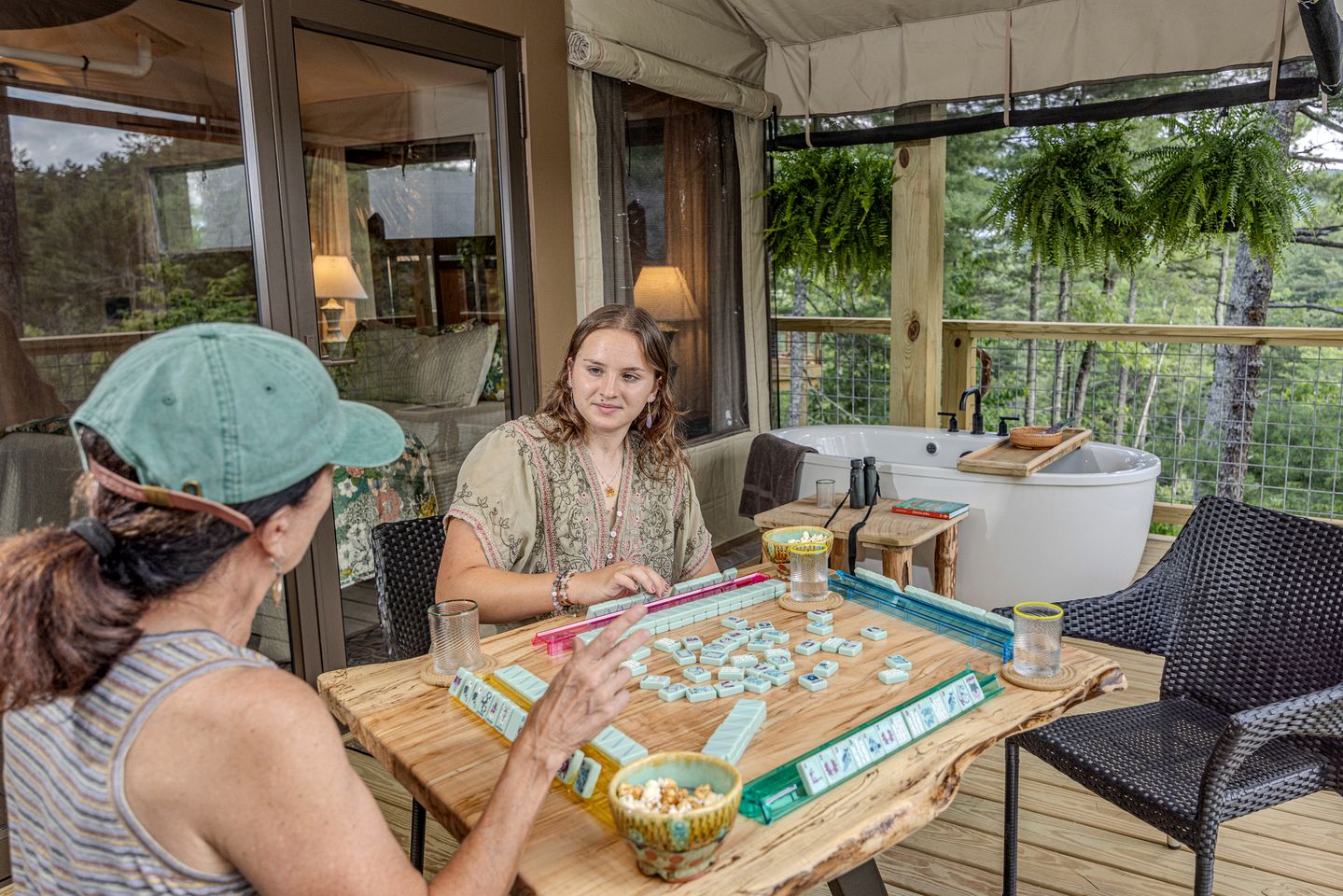 Luxury Family Tree Tent with Private Deck, Soaking Tub & Pizza Oven Near Waterfalls, Zirconia, North Carolina