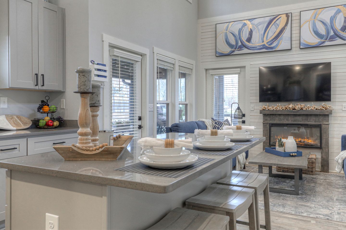 Stunning Waterfront Cottage with Fire Pit in Tracy City, Tennessee