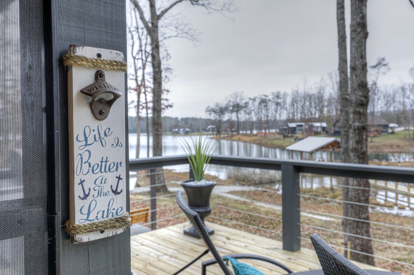 Stunning Waterfront Cottage with Fire Pit in Tracy City, Tennessee