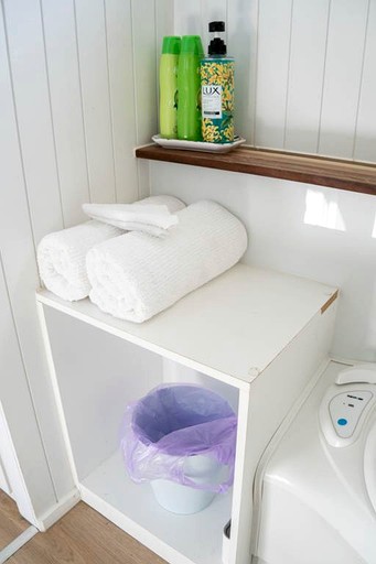 Tiny Houses (Australia, Perwillowen, Queensland)