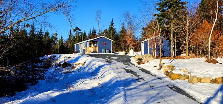 Cabins (United States of America, Greenville, Maine)