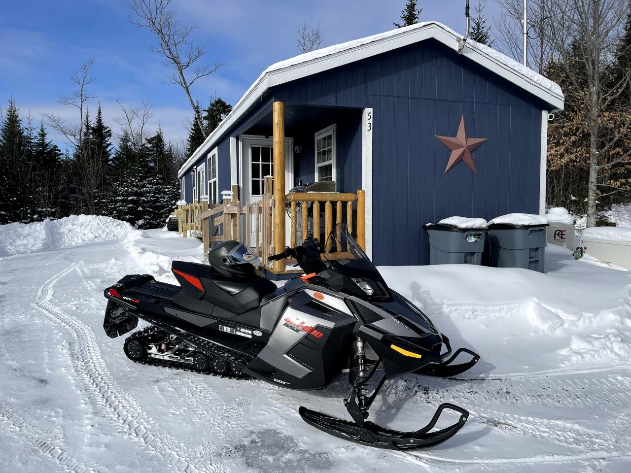 Cabins (United States of America, Greenville, Maine)