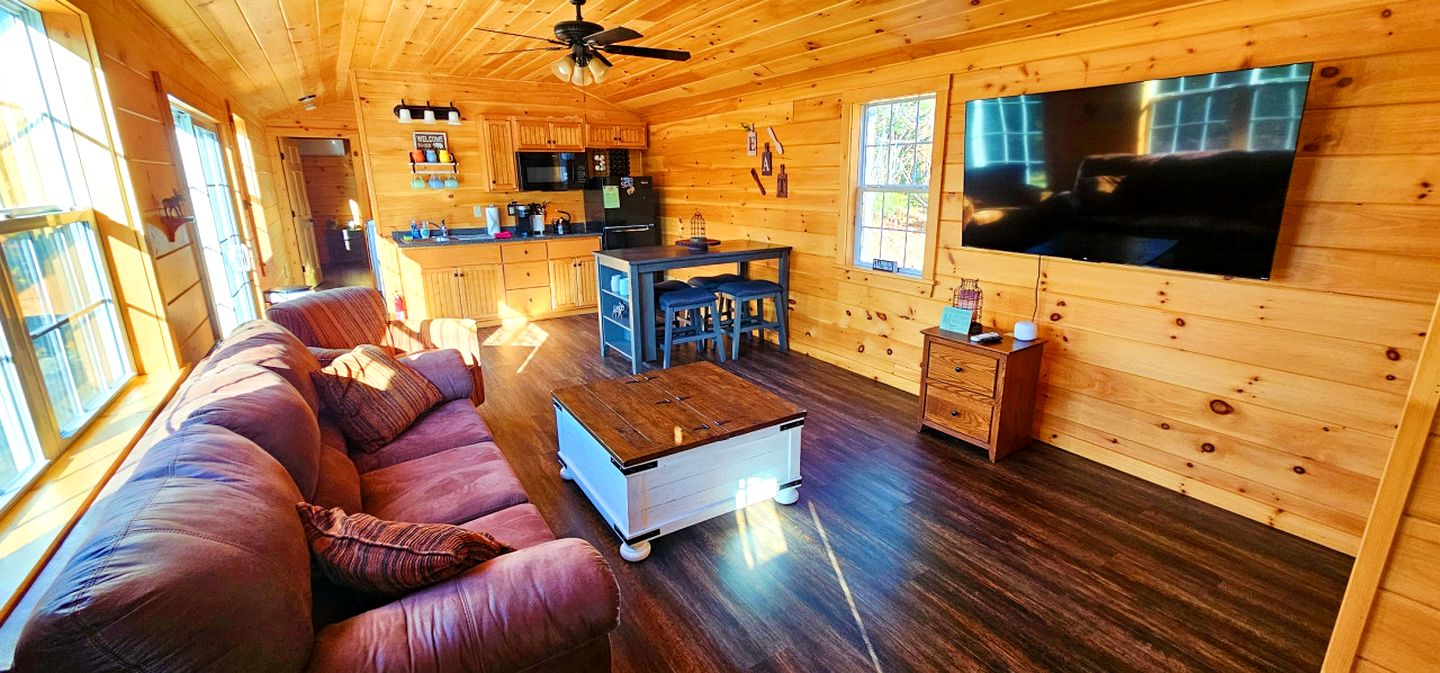 Super Private Cabin with Gorgeous Landscape in Maine