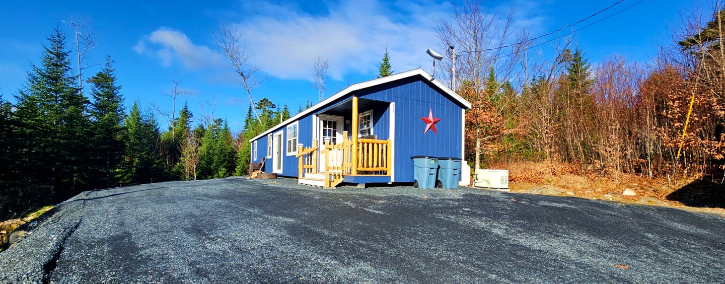 Super Private Cabin with Gorgeous Landscape in Maine