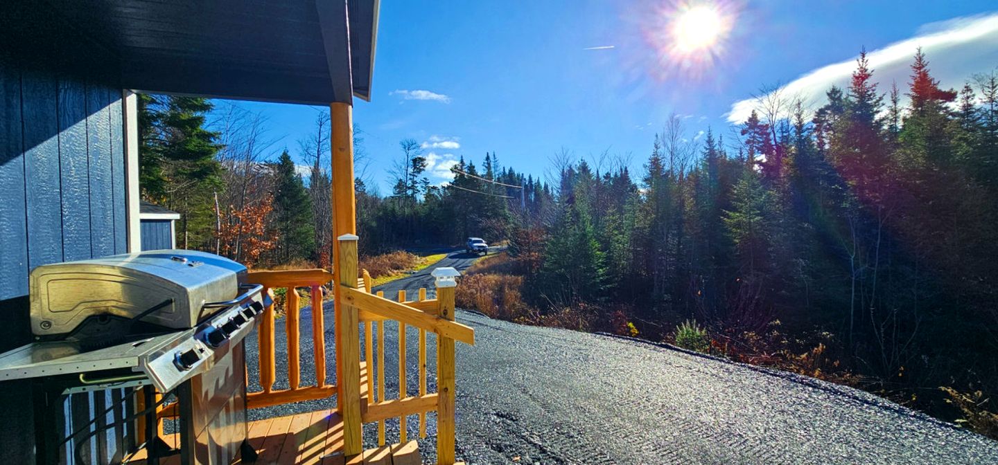 Super Private Cabin with Gorgeous Landscape in Maine