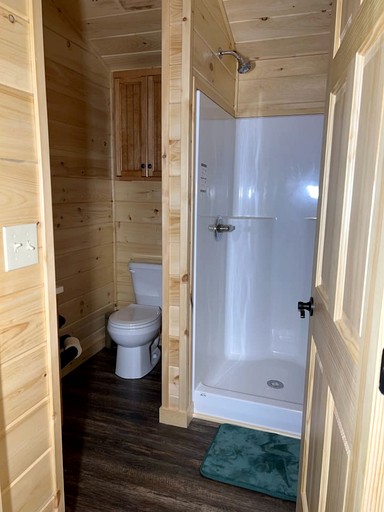 Cabins (United States of America, Greenville, Maine)