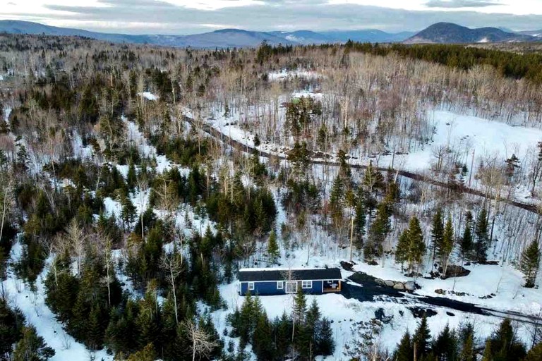 Cabins (United States of America, Greenville, Maine)