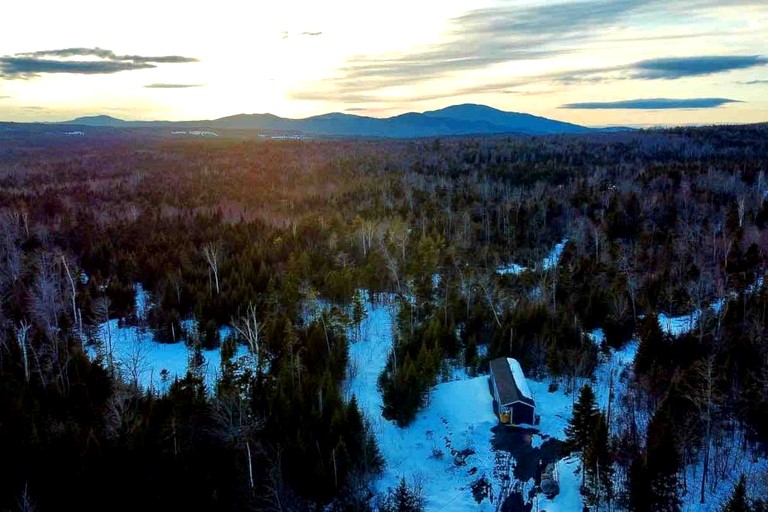 Cabins (United States of America, Greenville, Maine)