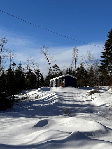 Cabins (United States of America, Greenville, Maine)