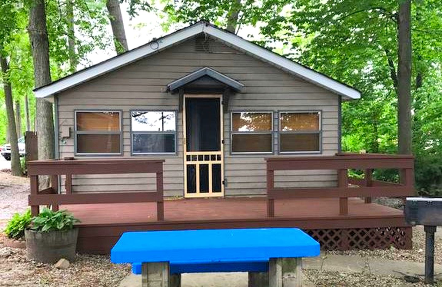 Group Cabin on Lake Shafer, Indiana