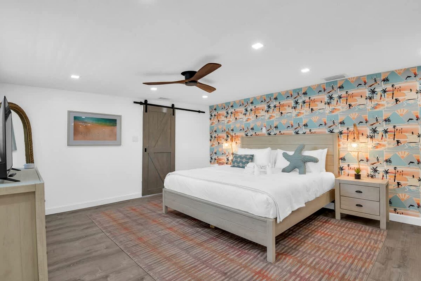 Stylish Surf-Themed Beach House with Private Pool Near Pompano Beach Pier, Pompano Beach Florida