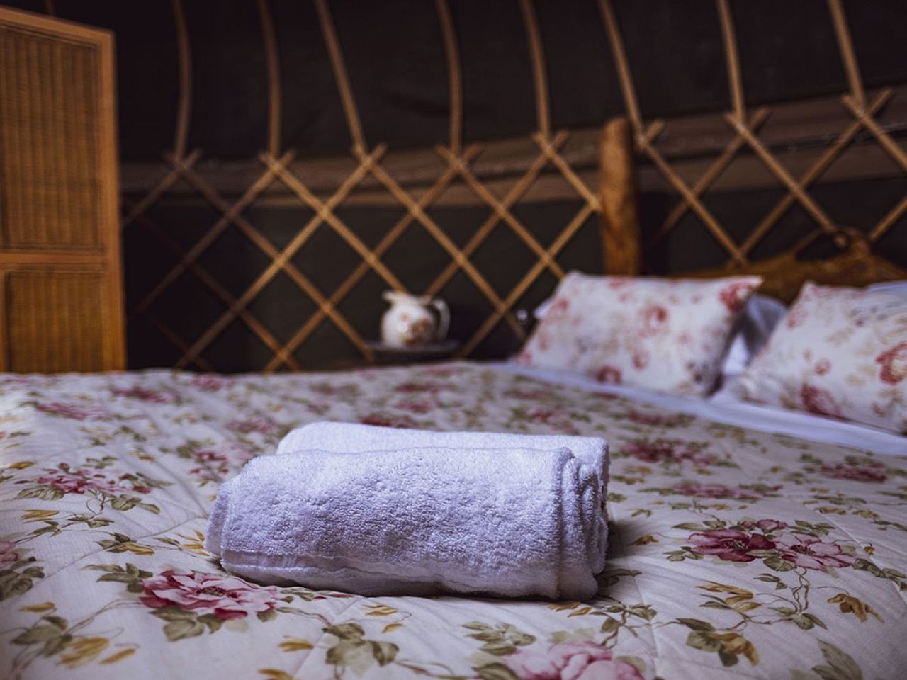 Amazing Luxury Camping Getaway Secluded in the Surrey Hills of England