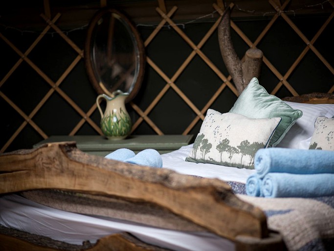 Romantic Luxury Camping Yurt the Peaceful Countryside of Surrey, South England | Yurts (Westcott, England, United Kingdom)