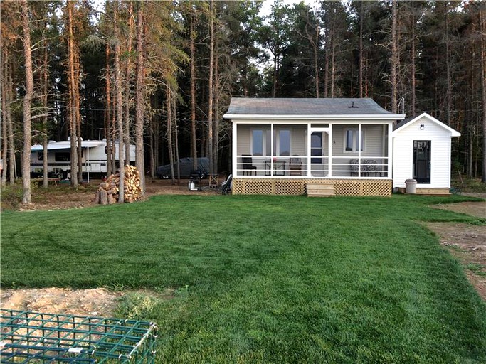 Waterfront Cottage In Bedec New Brunswick