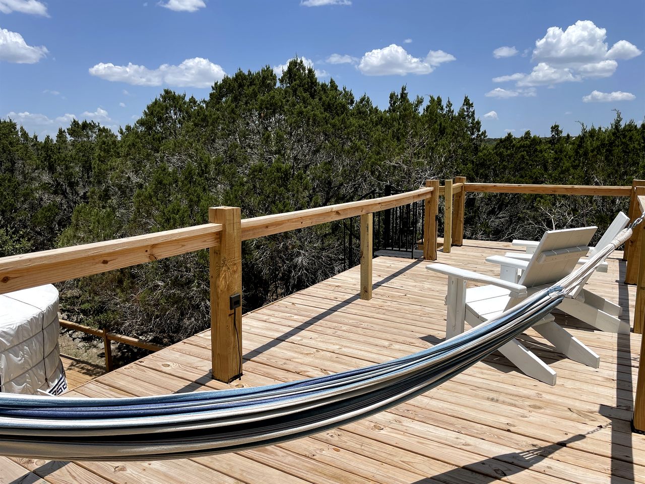 Cozy Couples Yurt with Hot Tub in Dripping Springs, Texas