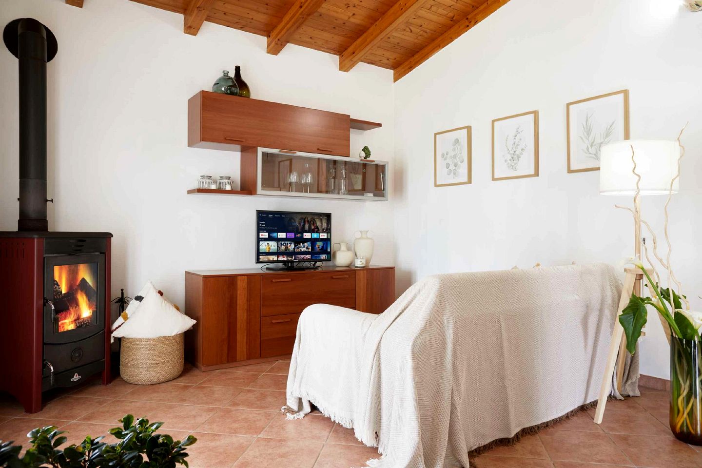 Sustainable Eco-Friendly Villa Close to the Beach Perfect for Family Escapes in Lido di Noto, Sicily