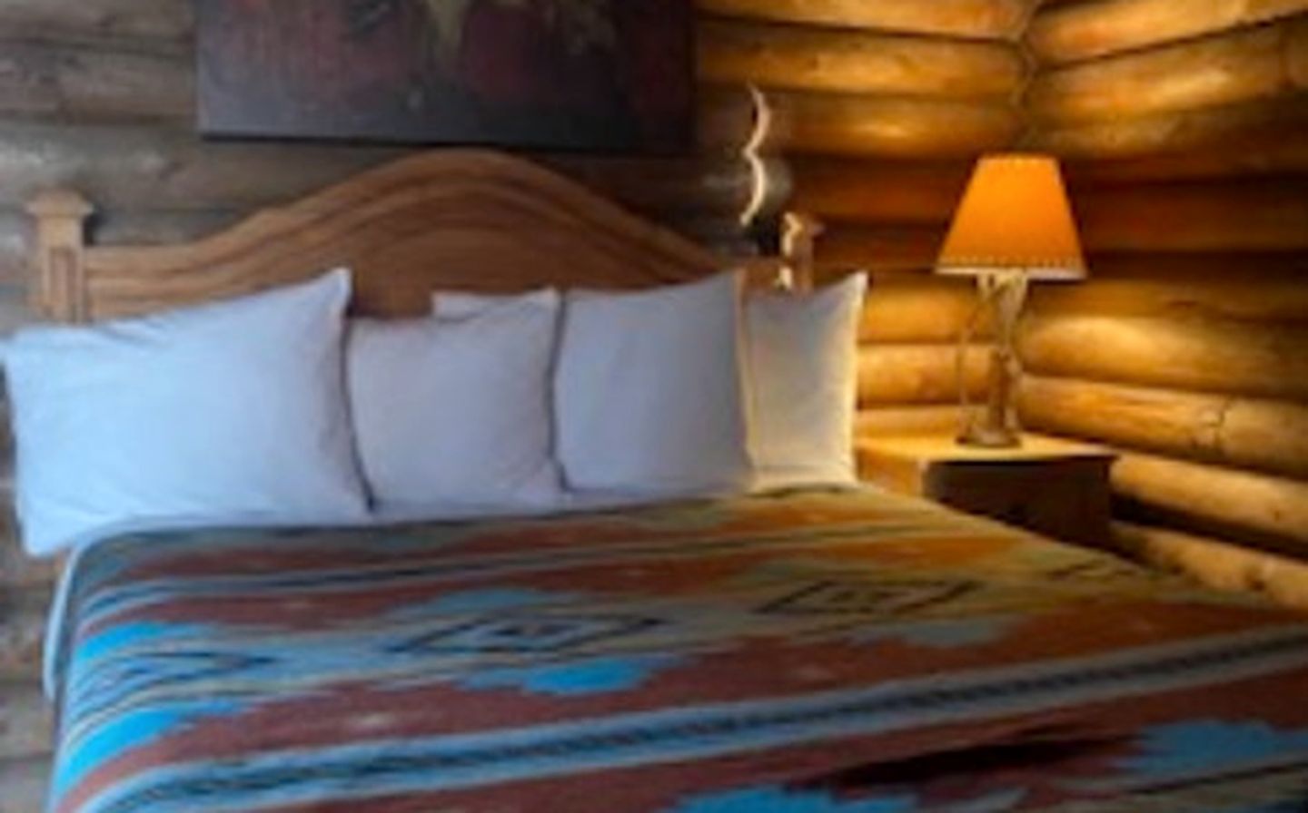 Sustainable and Pet-Friendly Cabin Perfect for Animal Lovers in Bluff Dale, TX