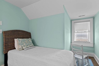 undefined photo 4