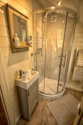 Vacation Rentals (United Kingdom, --, England)