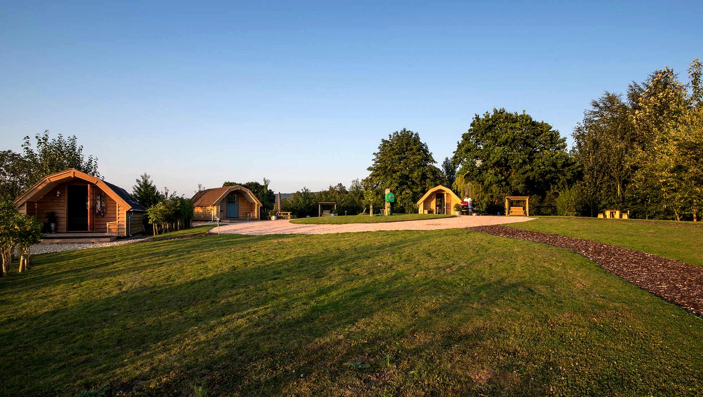 Boutique Glamping Pod with Countryside Views & Chill Vibes in England, United Kingdom