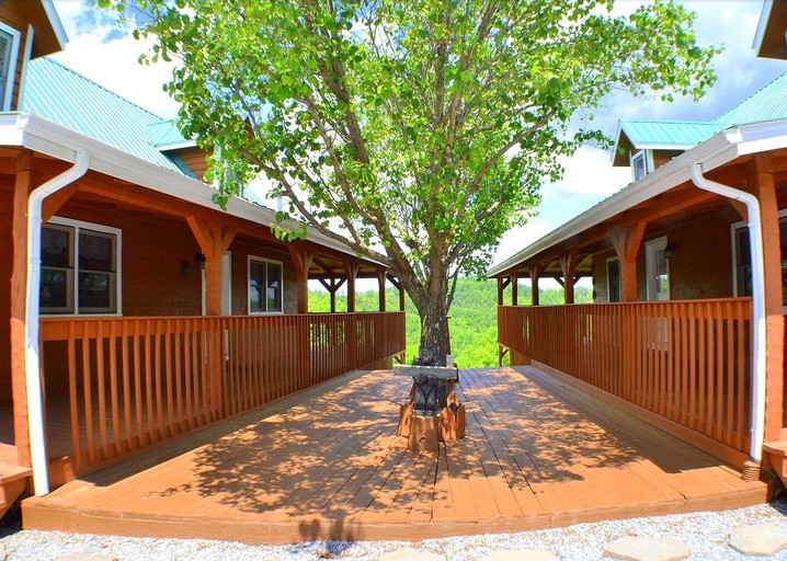 Double Cabin Rental for Memorable Group Glamping Near Great Smoky Mountains National Park, Tennessee